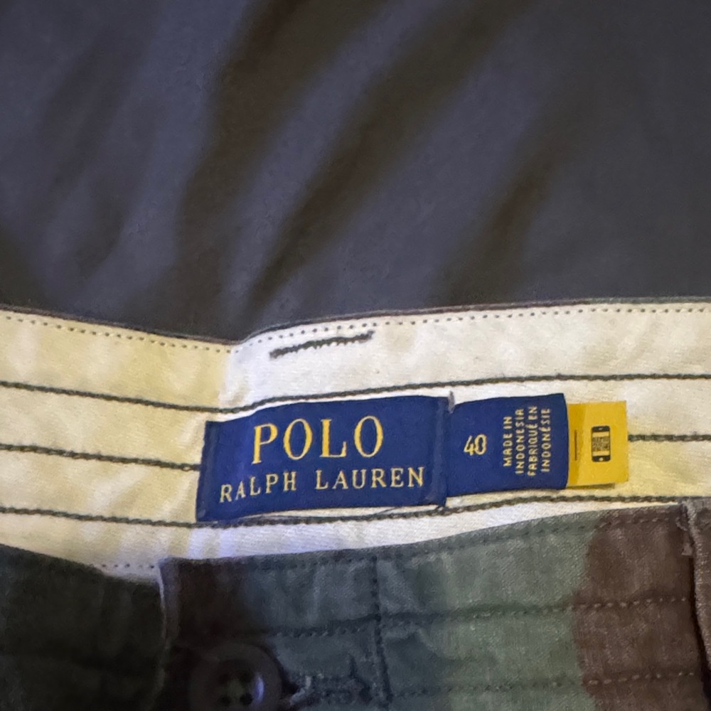 Polo by Ralph Lauren Camouflage Cargo Shorts - Picture 4 of 4